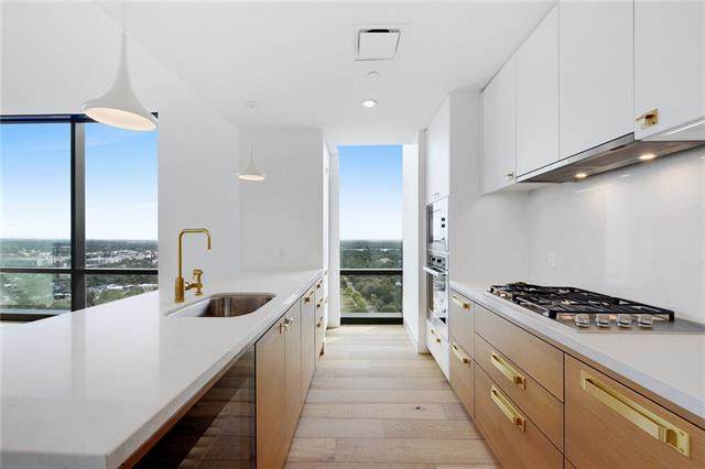 70 Rainey St - Photo 1