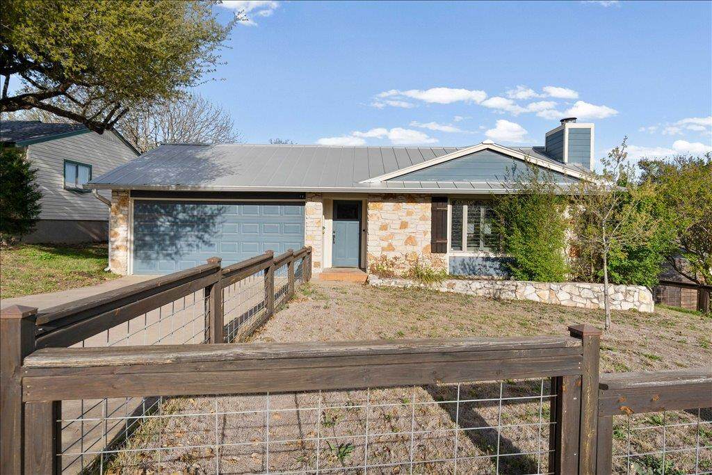 7703 Banpass Ln - Photo 1