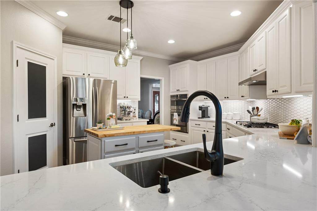 3601 Twin Branch Dr - Photo 1