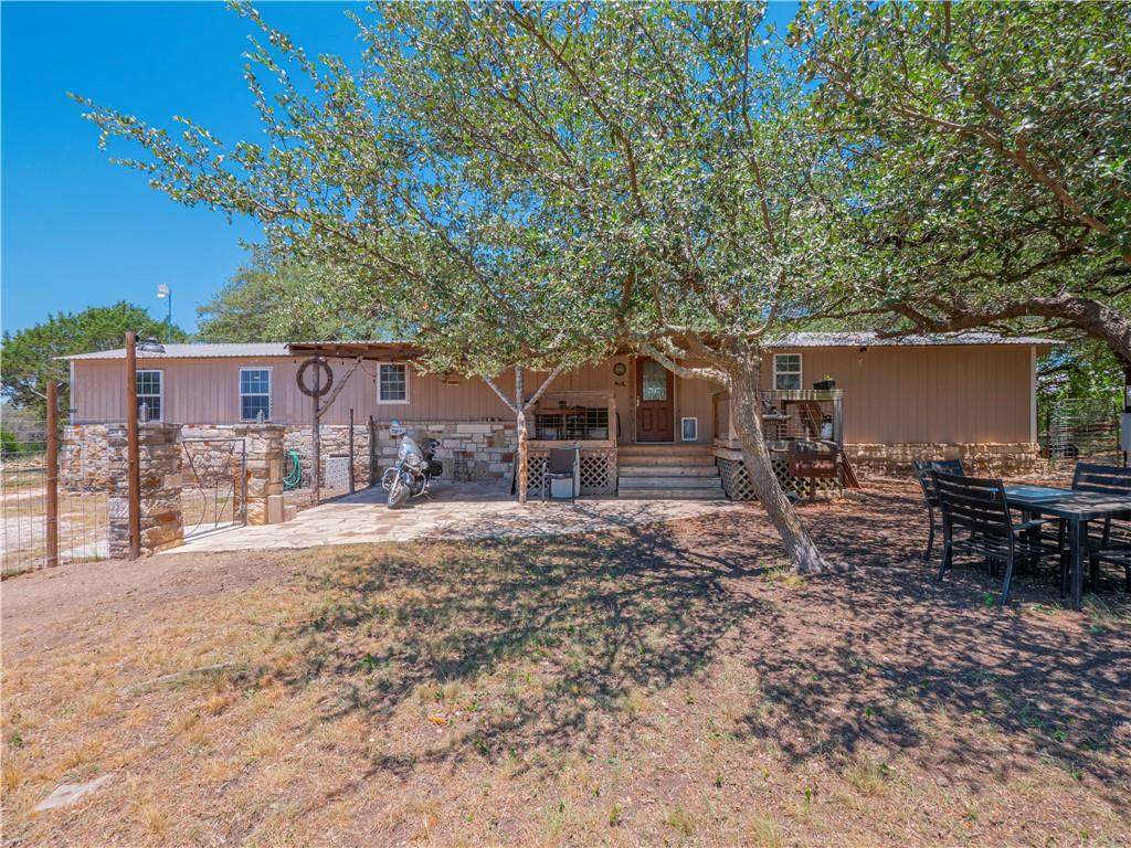 404 Summerwood Dr - Photo 1