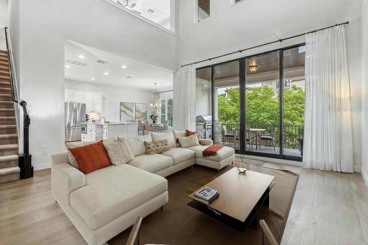 107 Cascading Waters Pl - Photo 1