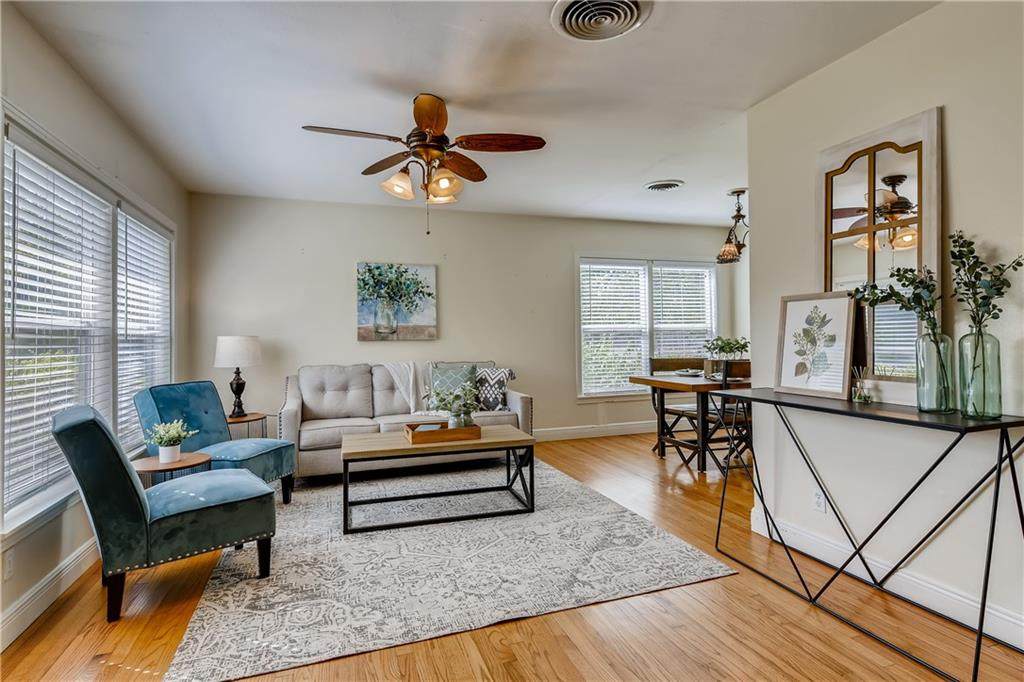 1310 Aggie Ln - Photo 1