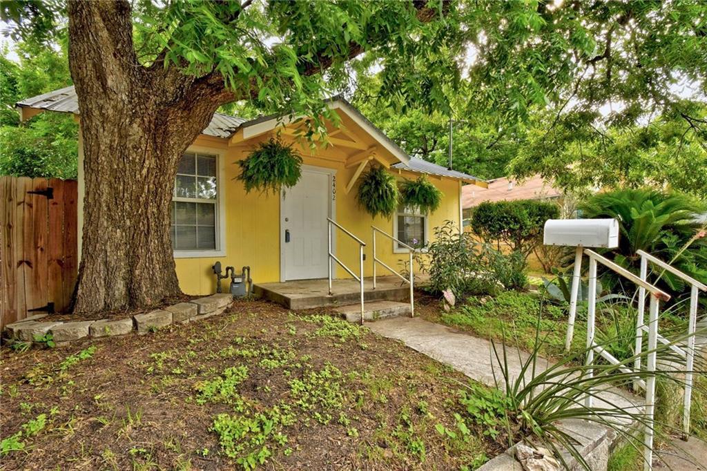 2402 Santa Rita St - Photo 1