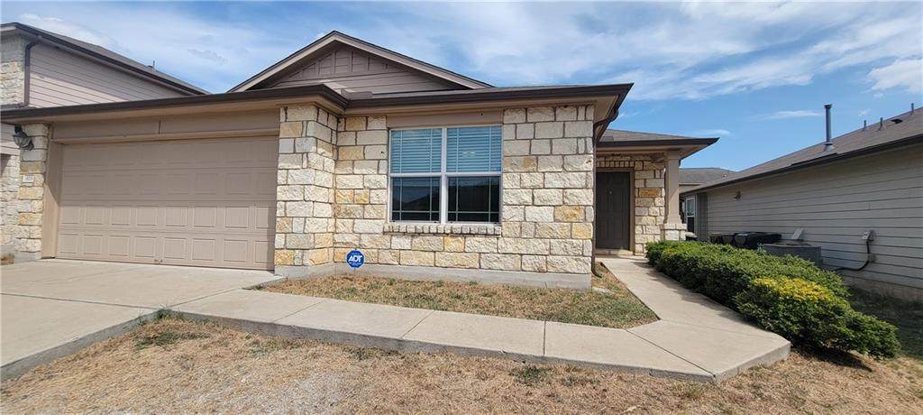 453 Nottingham Loop - Photo 1