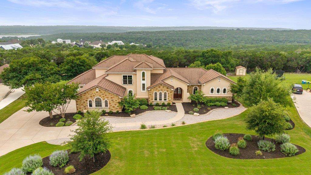 272 Whitney Woods Cir - Photo 1