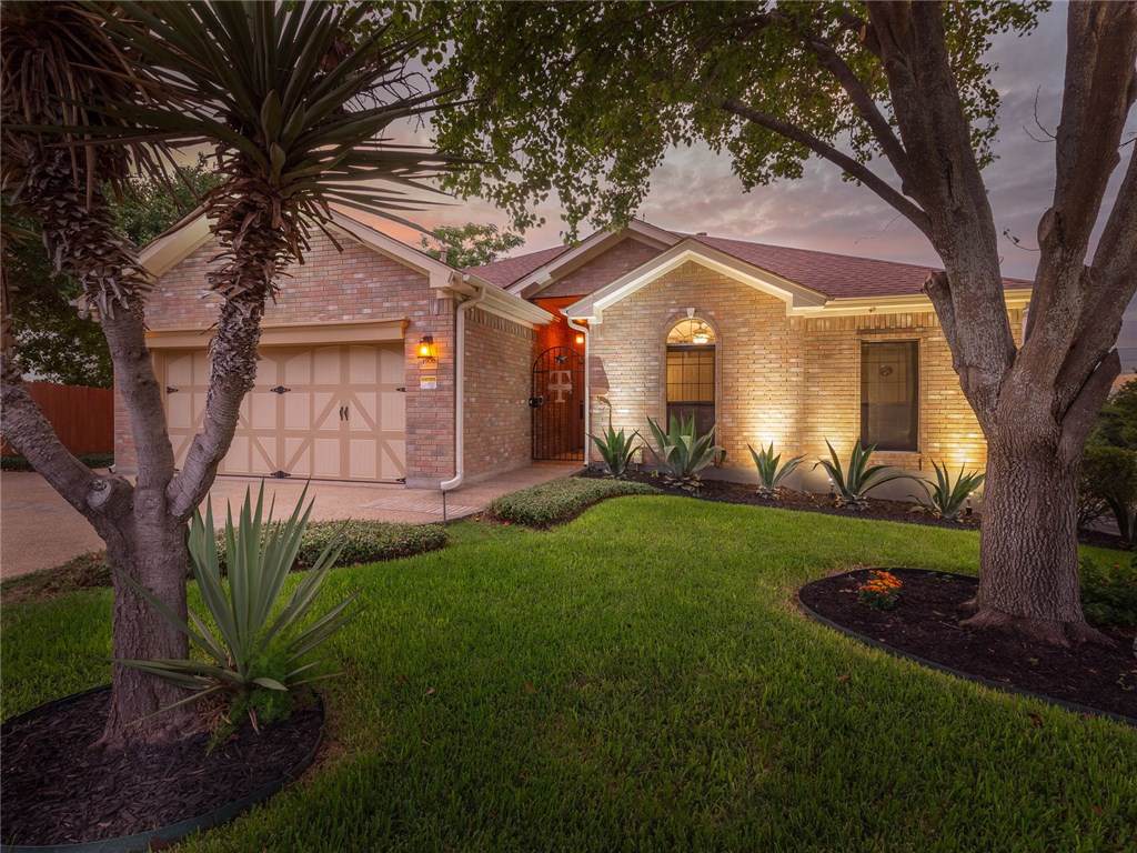 1900 Red Rock Dr - Photo 1