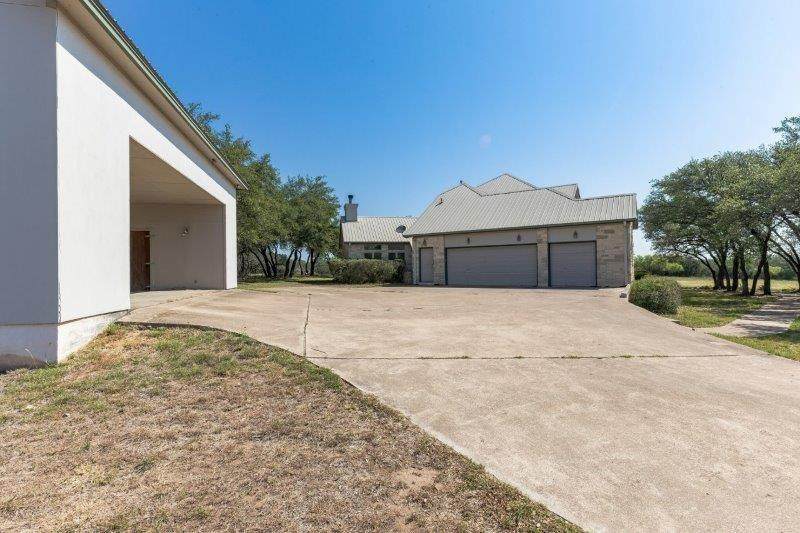 23844 Tres Coronas Cir - Photo 1