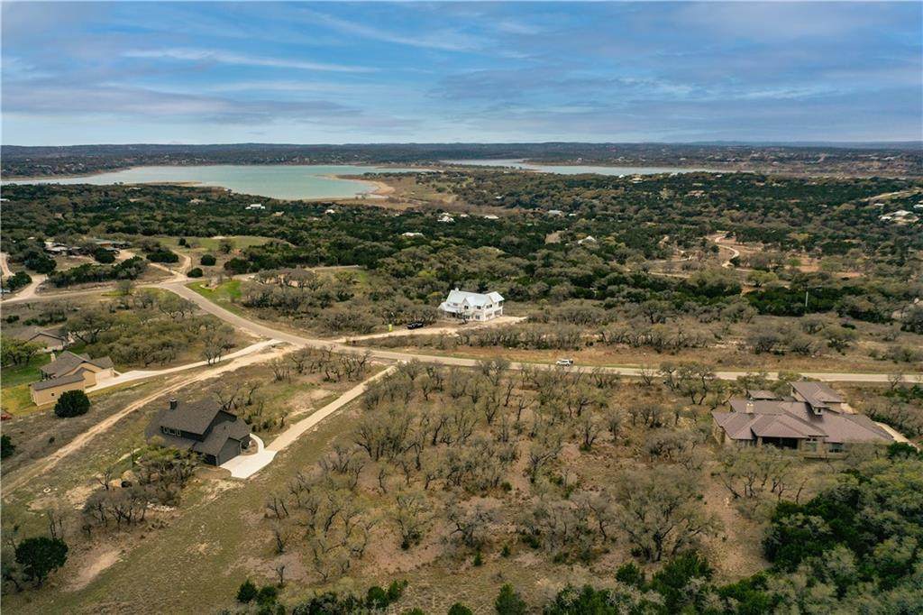 1540 Lake Ridge Blvd - Photo 1