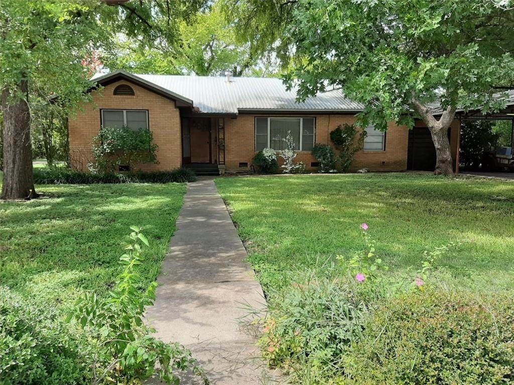 1200 Oak St - Photo 1