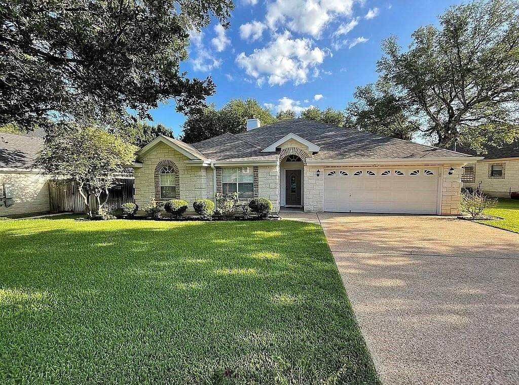 102 Windmill Cv - Photo 1
