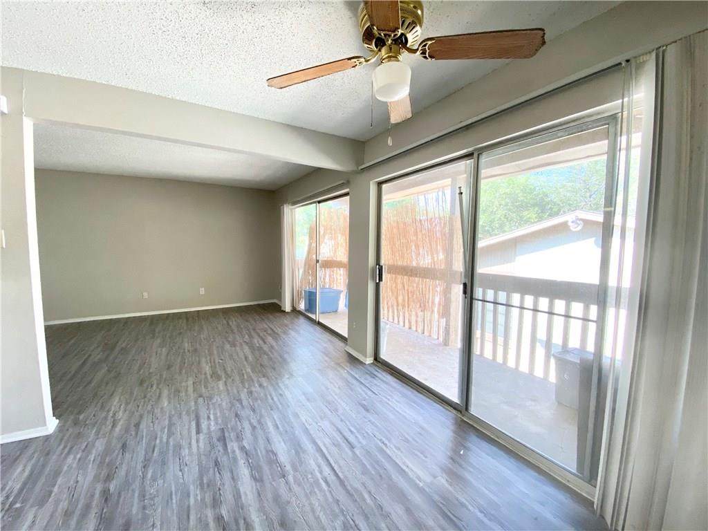 2124 Burton Dr - Photo 1