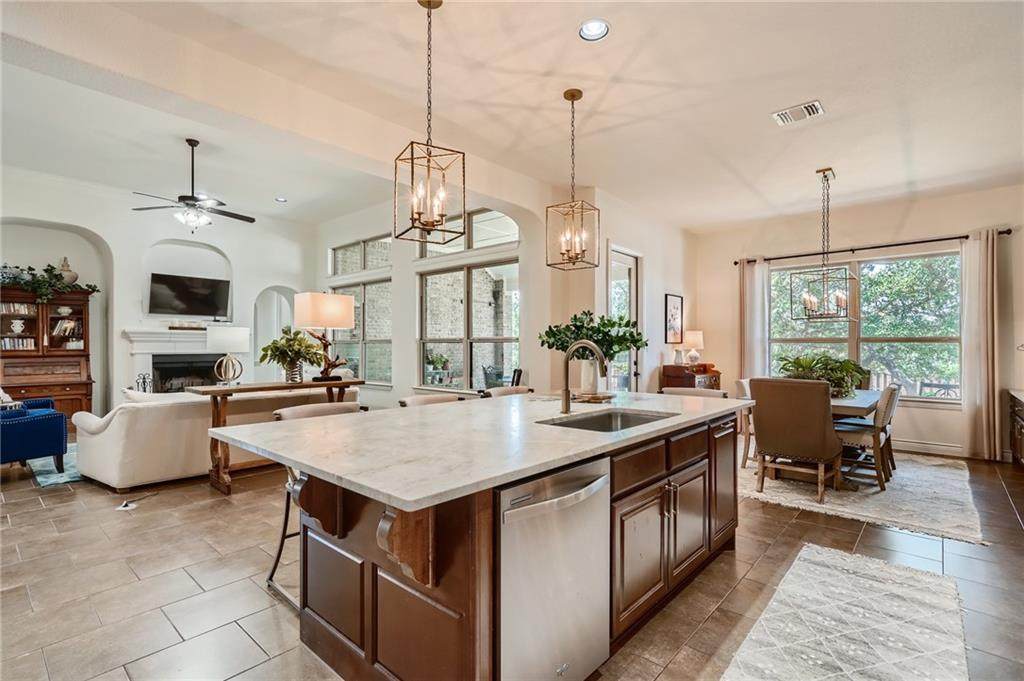415 Bitterroot Ln - Photo 1