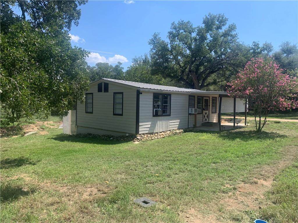 607 Driftwood Ln - Photo 1