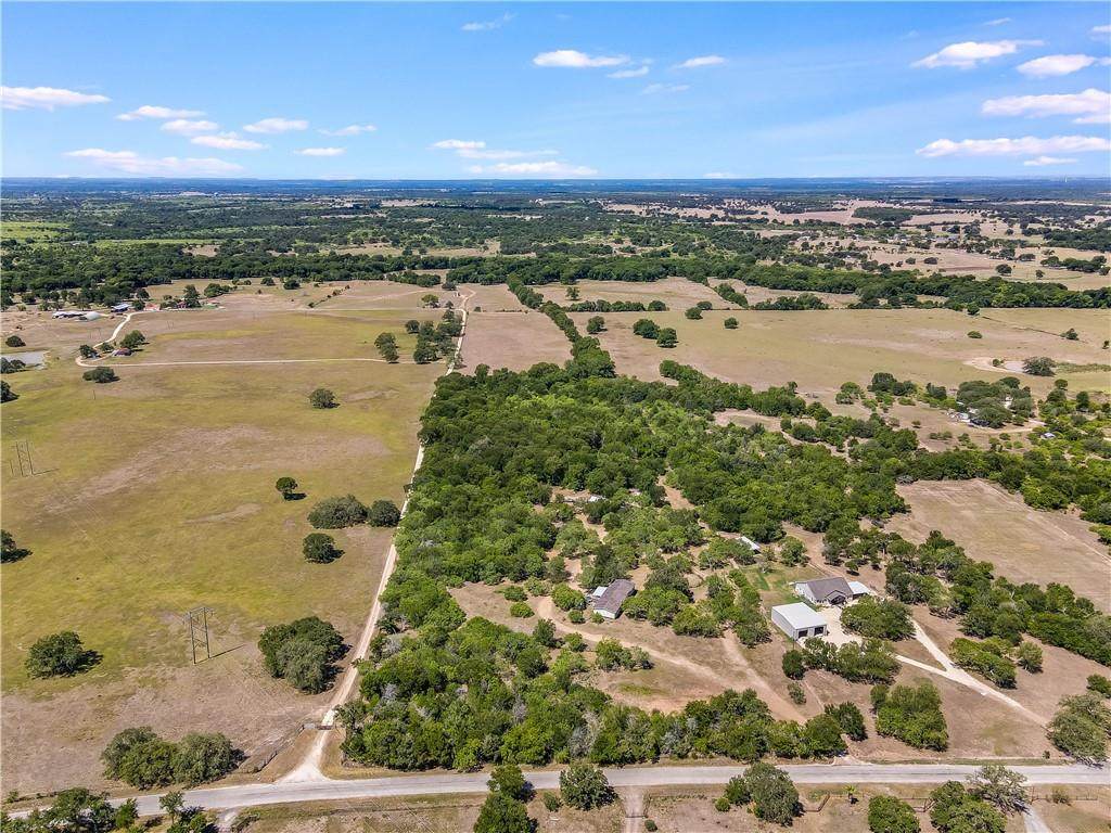 2106 Oak Grove Rd - Photo 1