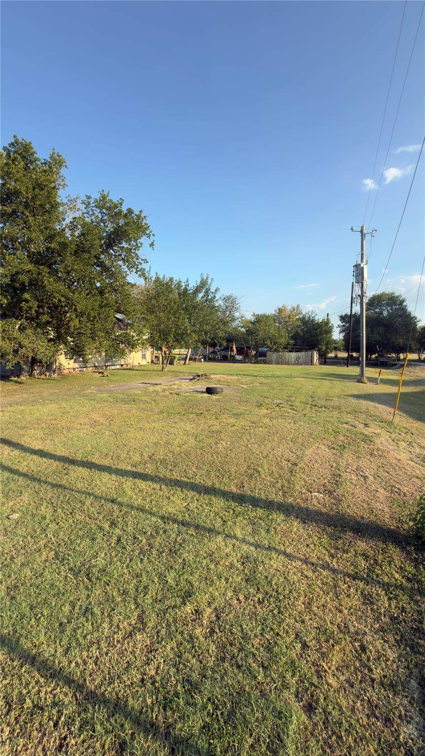 https://bt-photos.global.ssl.fastly.net/austin/orig_boomver_2_9018684-2.jpg