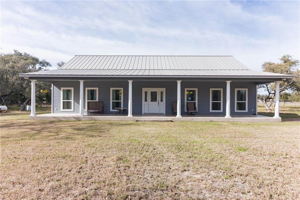 286 Private Road 1051 - Photo 1
