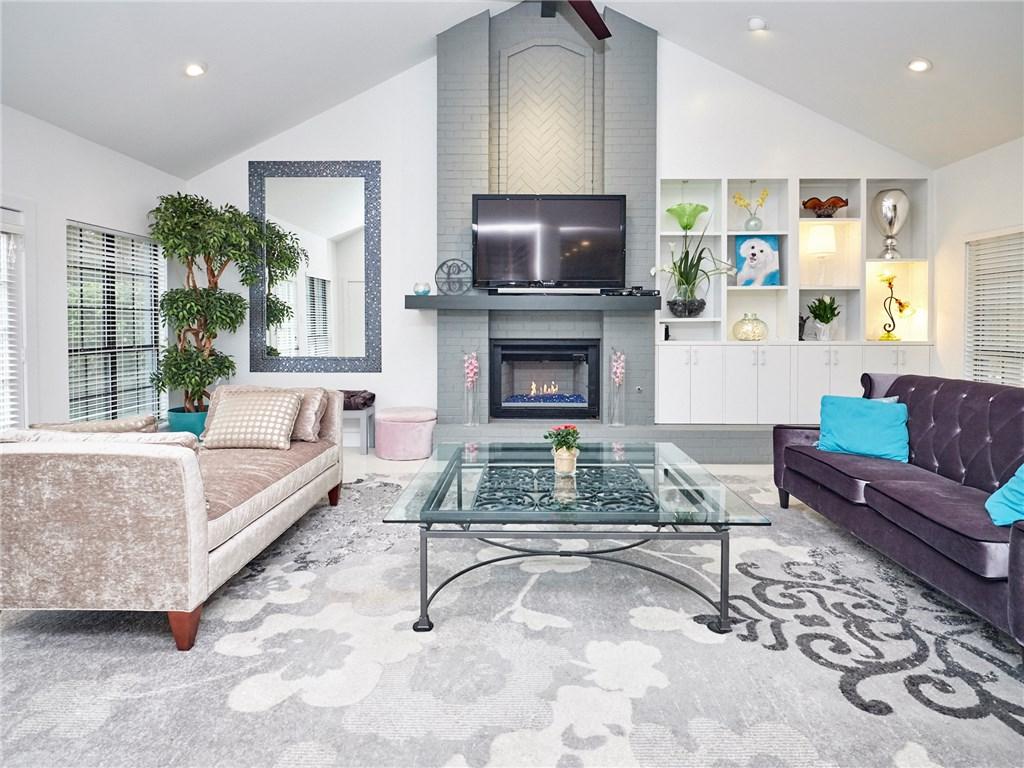 10408 Loring Dr - Photo 1