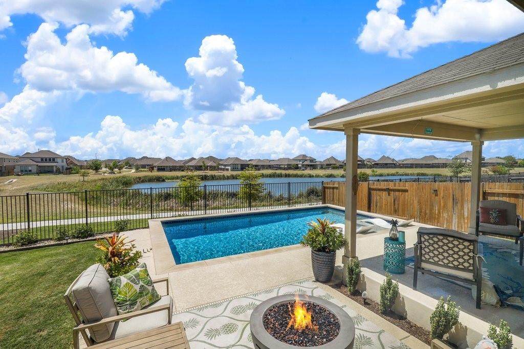 13700 Rosebud Isle Dr - Photo 1