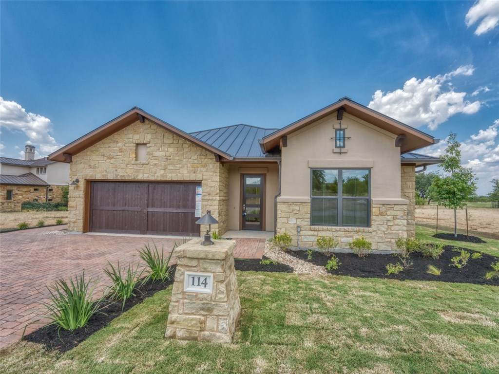 114 Azalea Loop - Photo 1