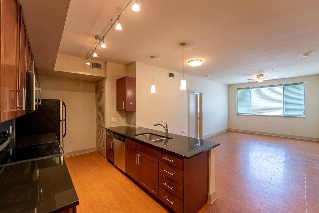3016 Guadalupe St - Photo 1