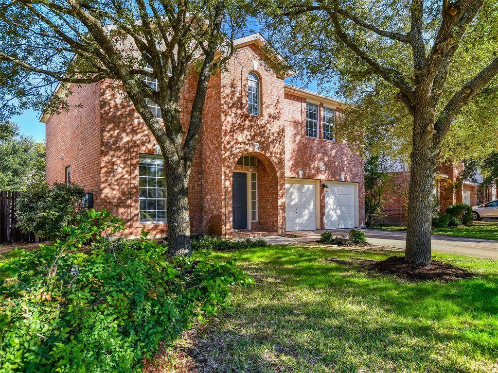 8606 Glen Canyon Dr - Photo 1