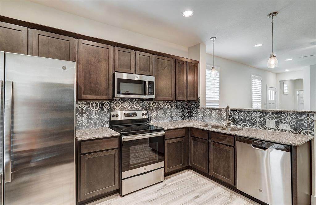 1801 Roseburg Dr - Photo 1