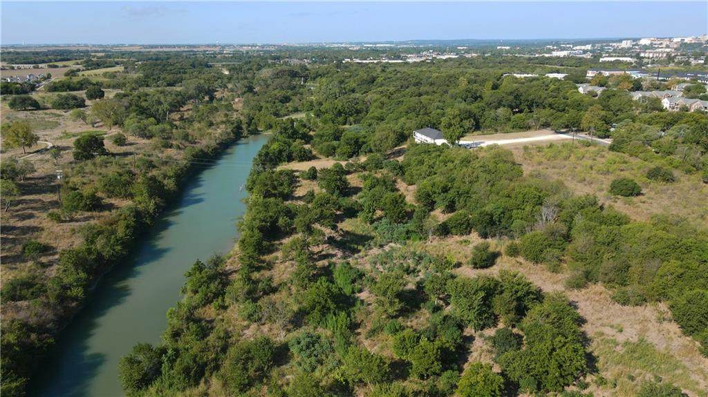 2228 River Rd - Photo 1