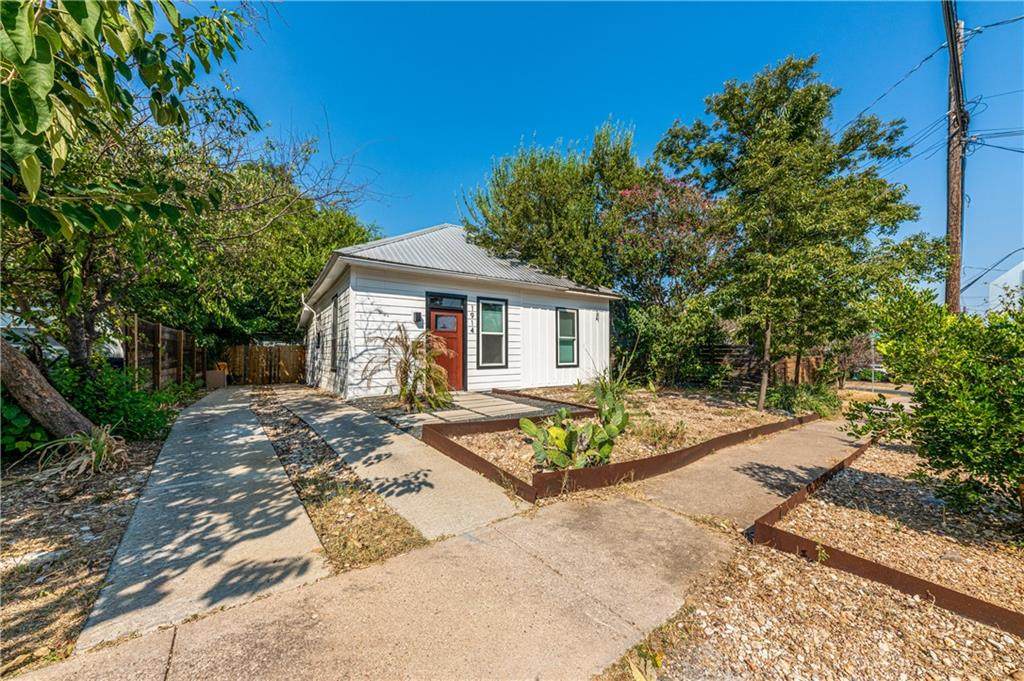 1914 11th St - Photo 1