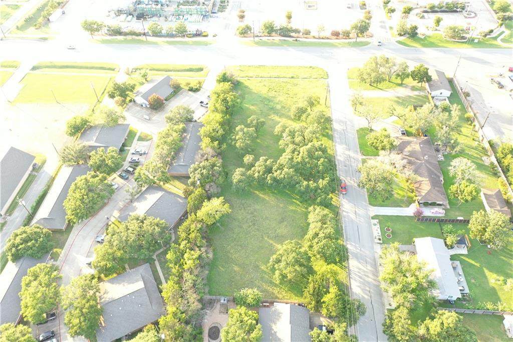 1801 Lone Oak Dr - Photo 1
