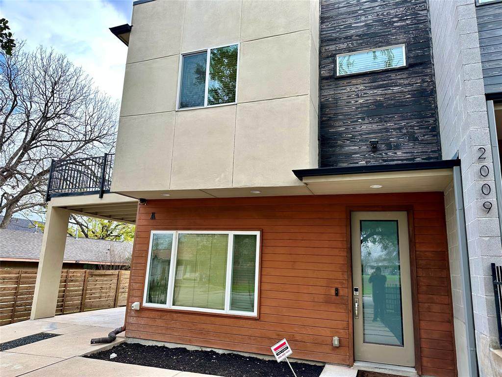 2009 Uphill Ln - Photo 1