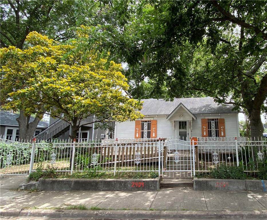 2409 2nd St - Photo 1