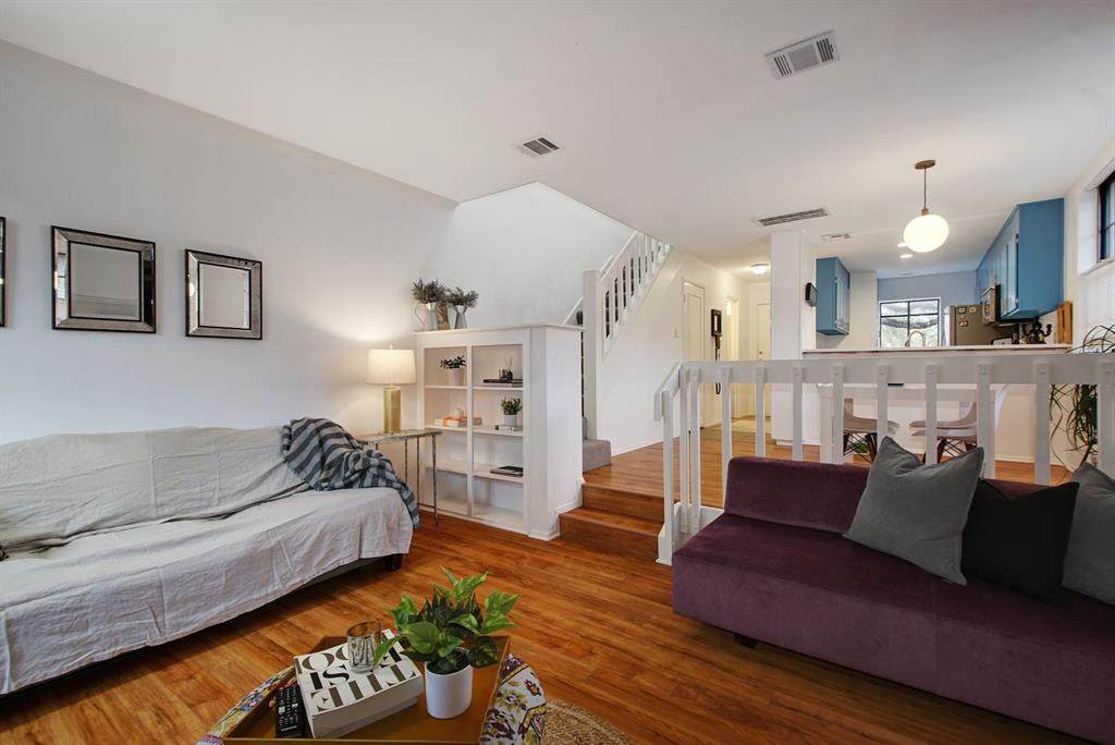 7122 Wood Hollow Dr - Photo 1