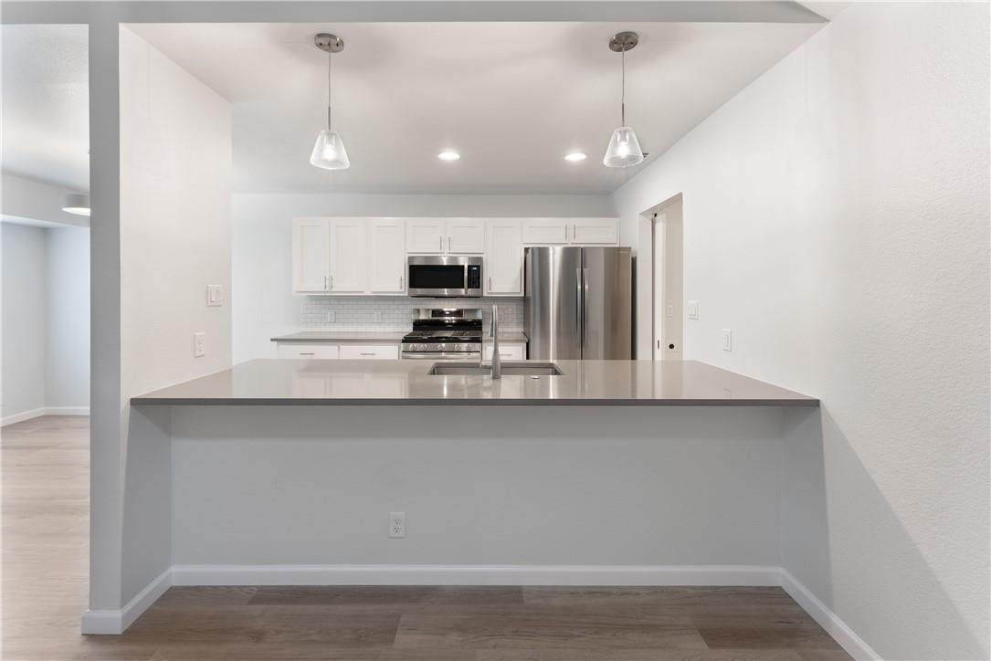 707 Central Dr - Photo 1
