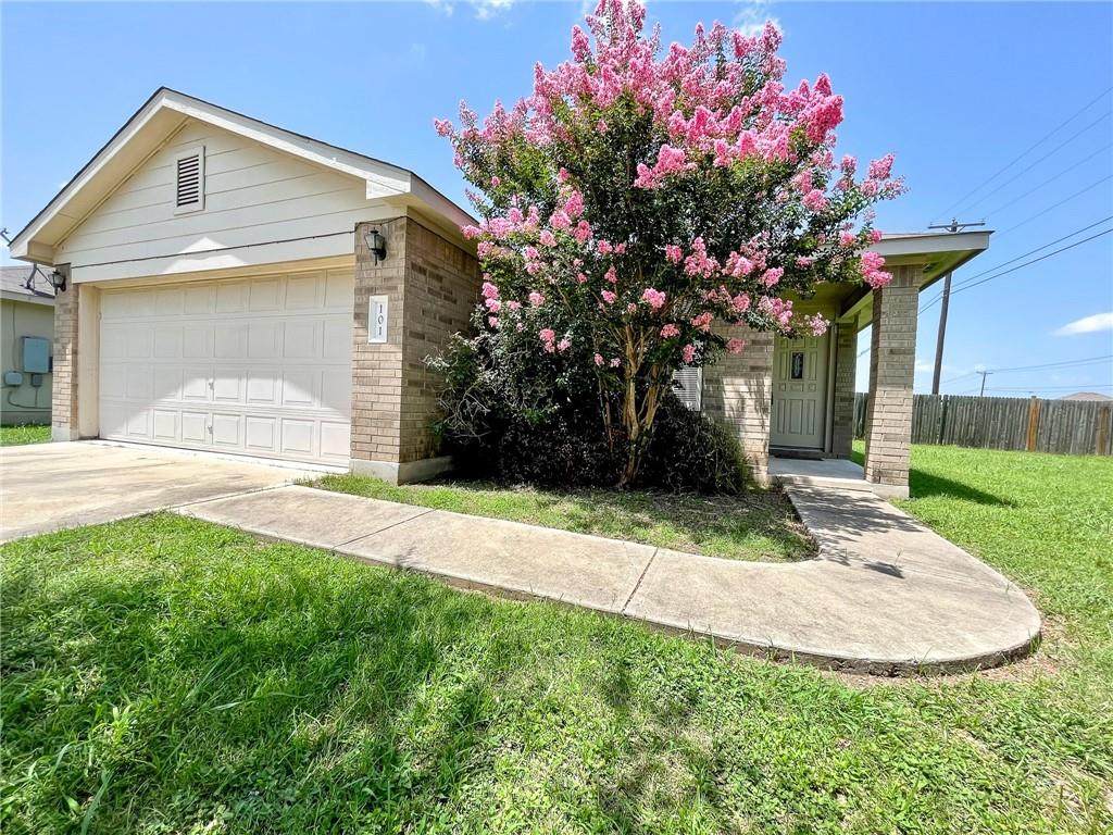 101 Adamae Ln - Photo 1