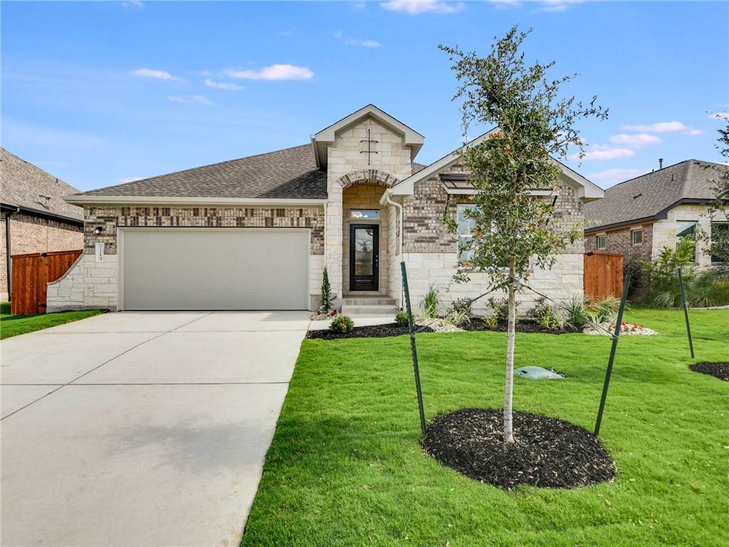 213 Oxbow Cv - Photo 1