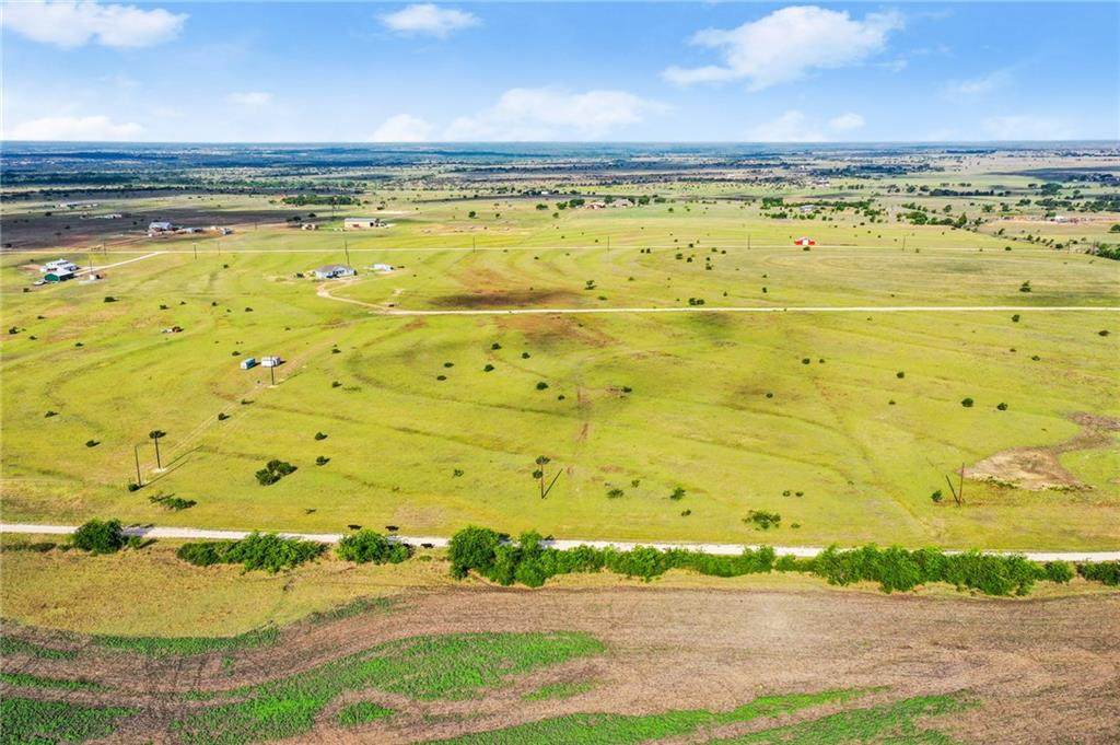 00 County Rd 212 - Photo 1