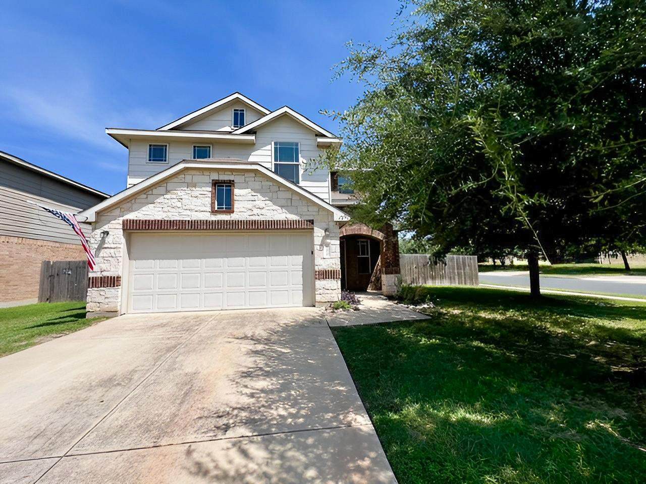 100 Magpie Goose Ln - Photo 1