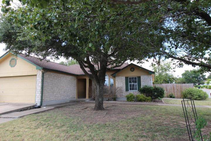 2001 Southcreek Dr - Photo 1