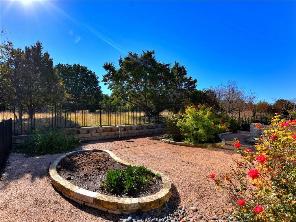 209 Bear Creek Ln - Photo 1