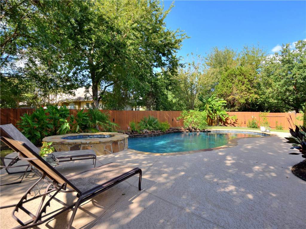 2224 Falkirk Dr - Photo 1