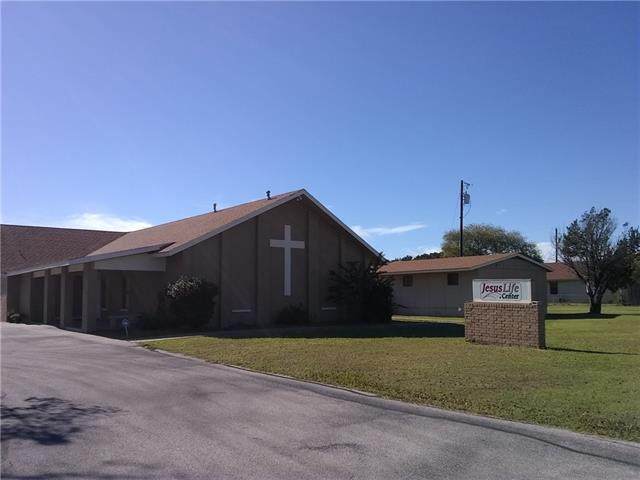 2806 Mesquite Ln - Photo 1