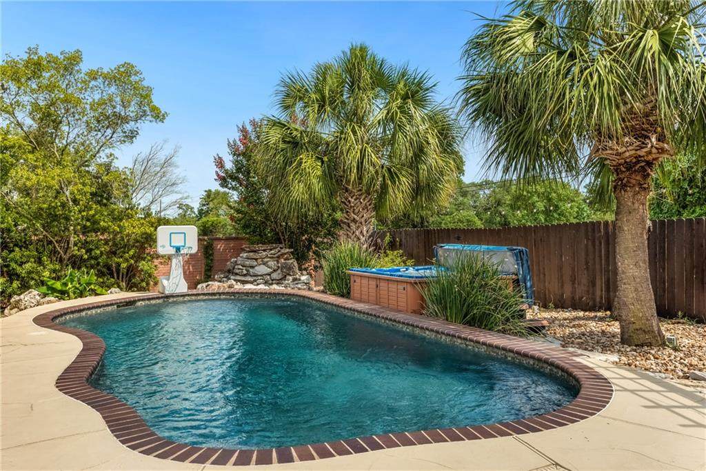 6101 Salcon Cliff Dr - Photo 1