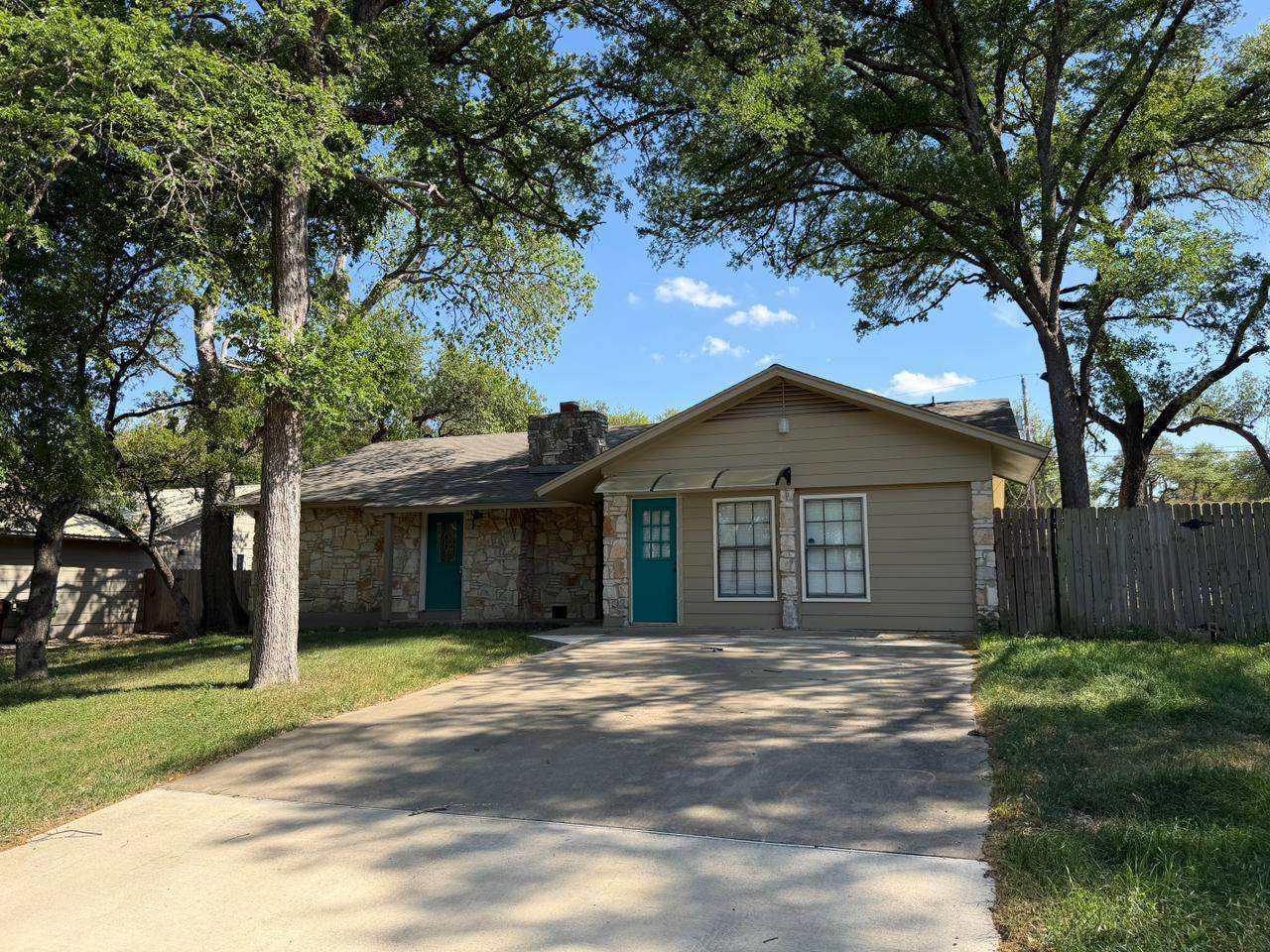 9405 Newberry Dr - Photo 1