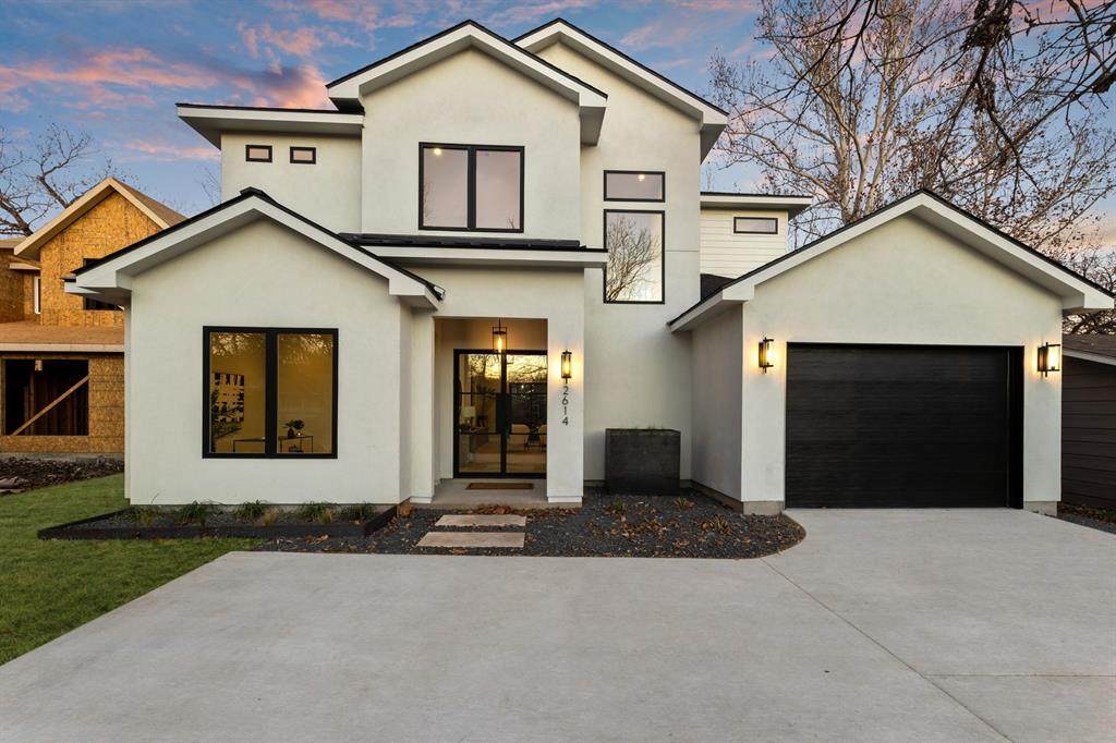 2614 Friar Tuck Ln - Photo 1