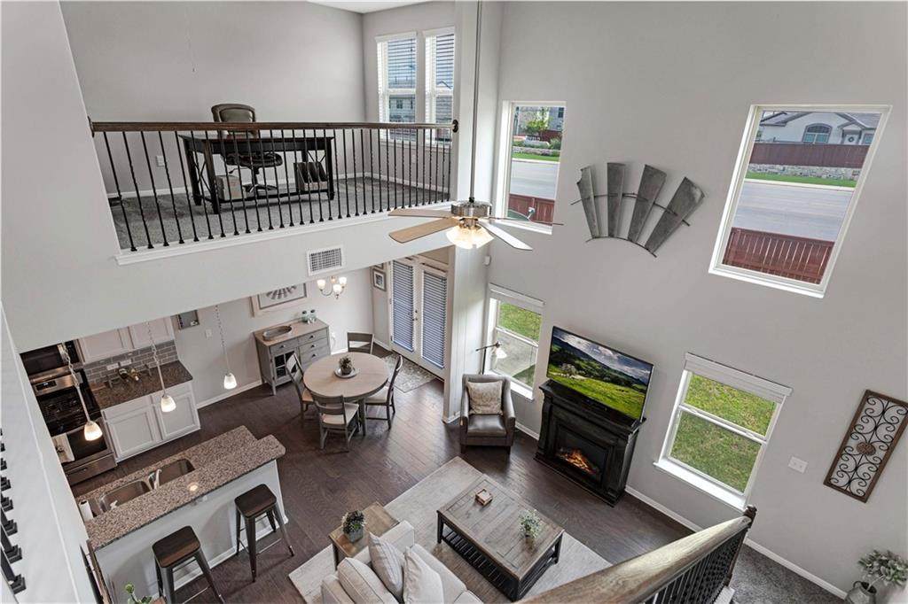 1607 Airedale Rd - Photo 1