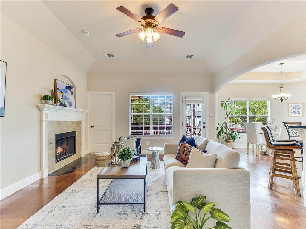 431 Summer Dr - Photo 1