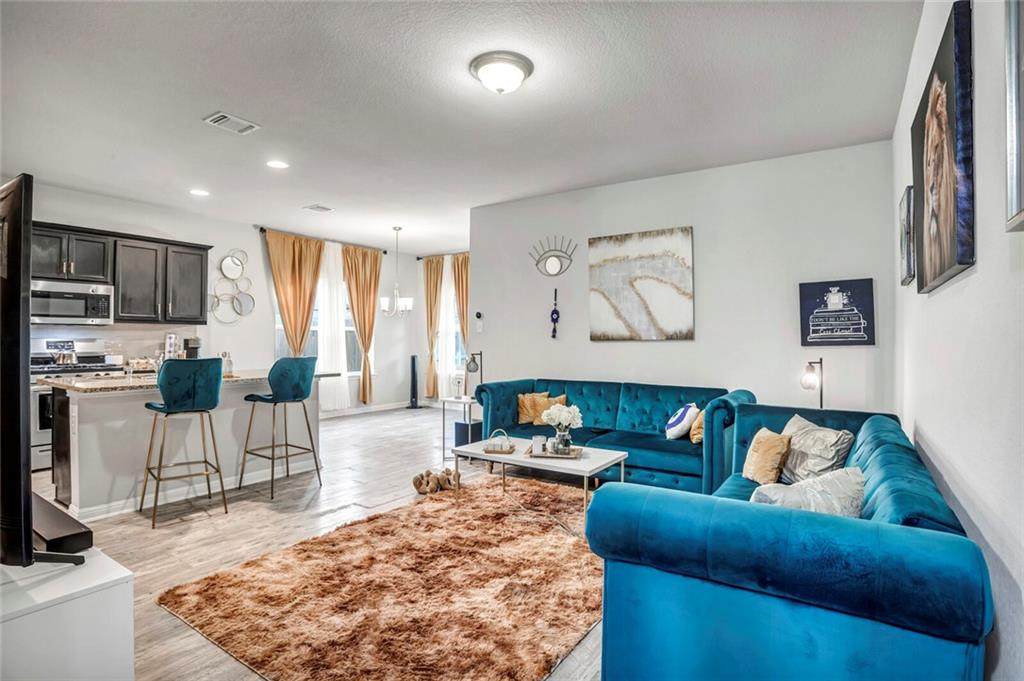3130 Blantyre Bnd - Photo 1