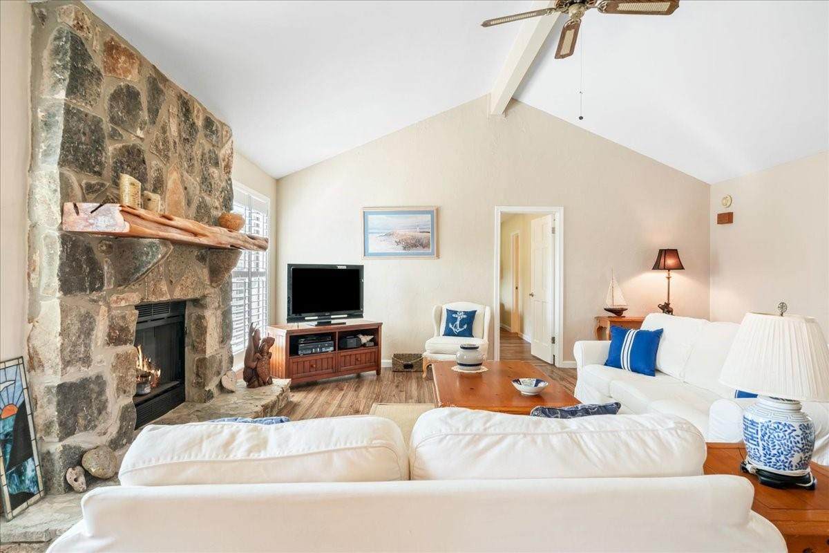 20 Saddle Rock Rdg - Photo 1