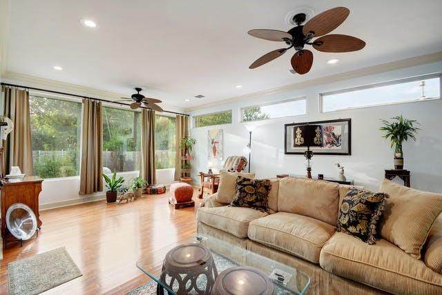 1410 Hartford Rd - Photo 1