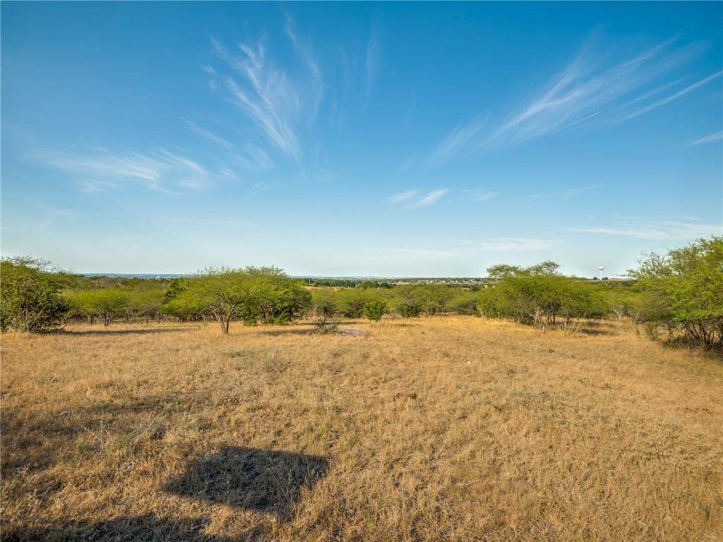 2272 Fm 1044 - Photo 1